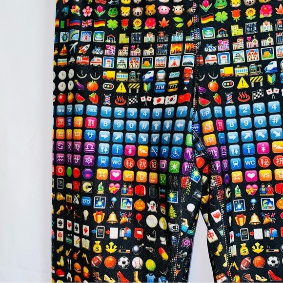 Zara Terez Emoji Hi-Shine Leggings Size Medium - Picture 11 of 16